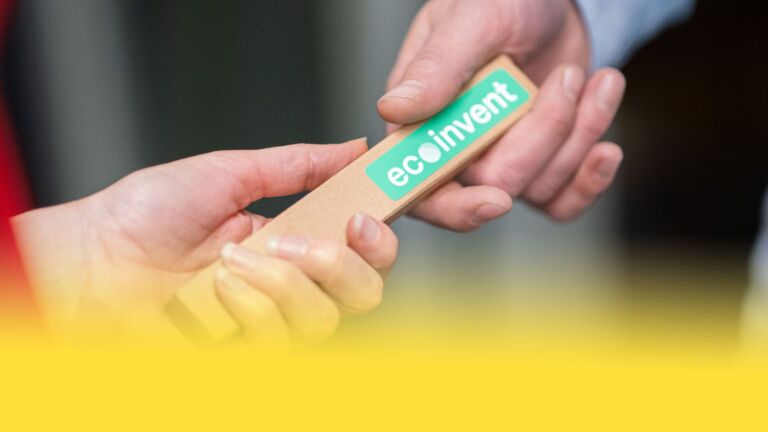 handover of the ecoinvent toothbrush