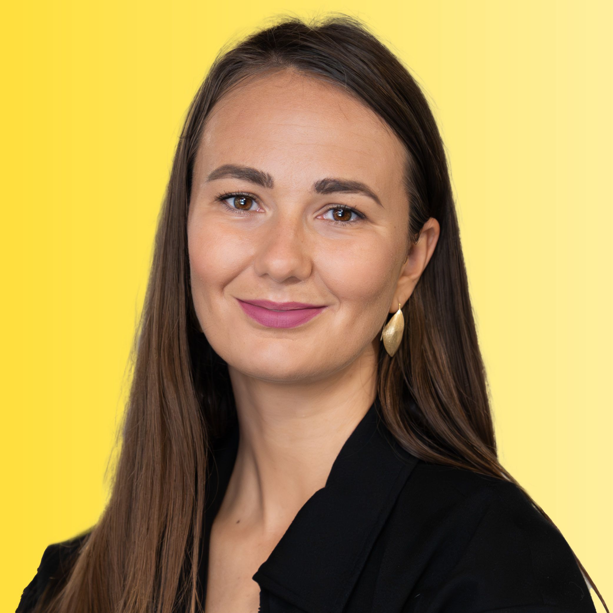 Team member portrait Veronika